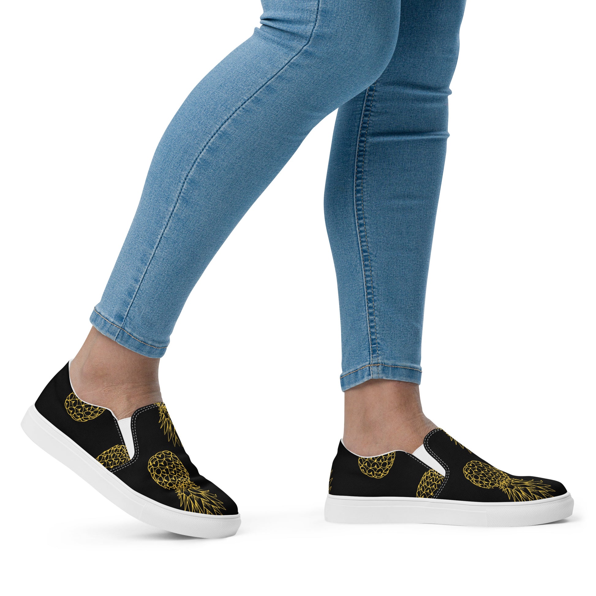 Pineapple Bliss Women's Slip-On Canvas Shoes - FLAKOUT